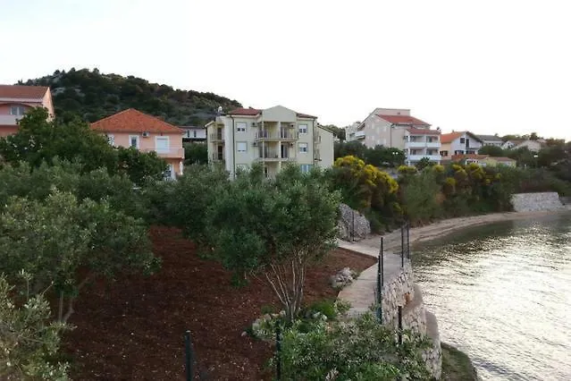 Lukacic דירה