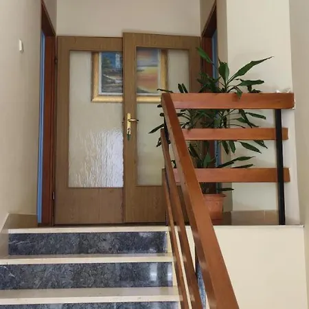 Lukacic Апартаменты