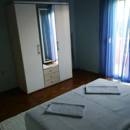 Lukacic Ткон